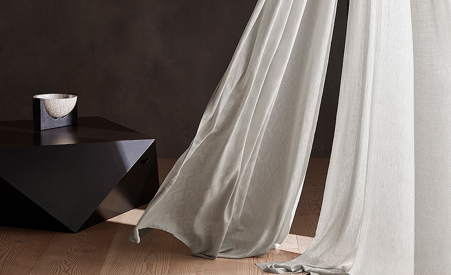Le Tende a Vetro Moderne: la tua scelta migliore per una casa elegante e  funzionale! – Cama – Bastoni per tende e tende a rullo