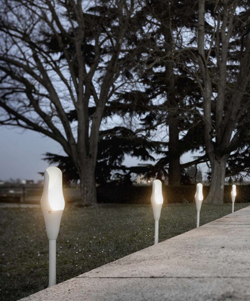 illuminazione esterna del giardino