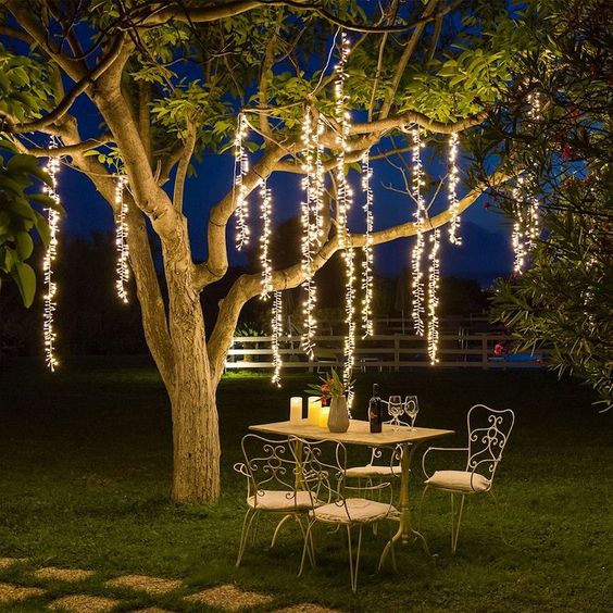 illuminazione esterna del giardino