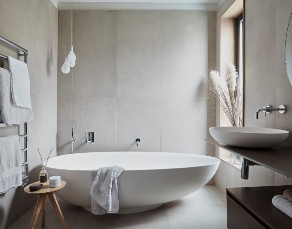 Arredare un bagno con il grigio